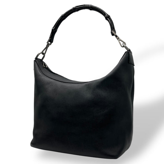 グッチ GUCCI ハンドバッグ ワンショルダー バッグ バンブー レザー 本革 黒 ブラック シルバー金具 エレガント クラシック ヴィンテージ カジュアル フォーマル レディース 肩掛け 自立可 イタリア製 人気 おしゃれ 通勤 通学 E10