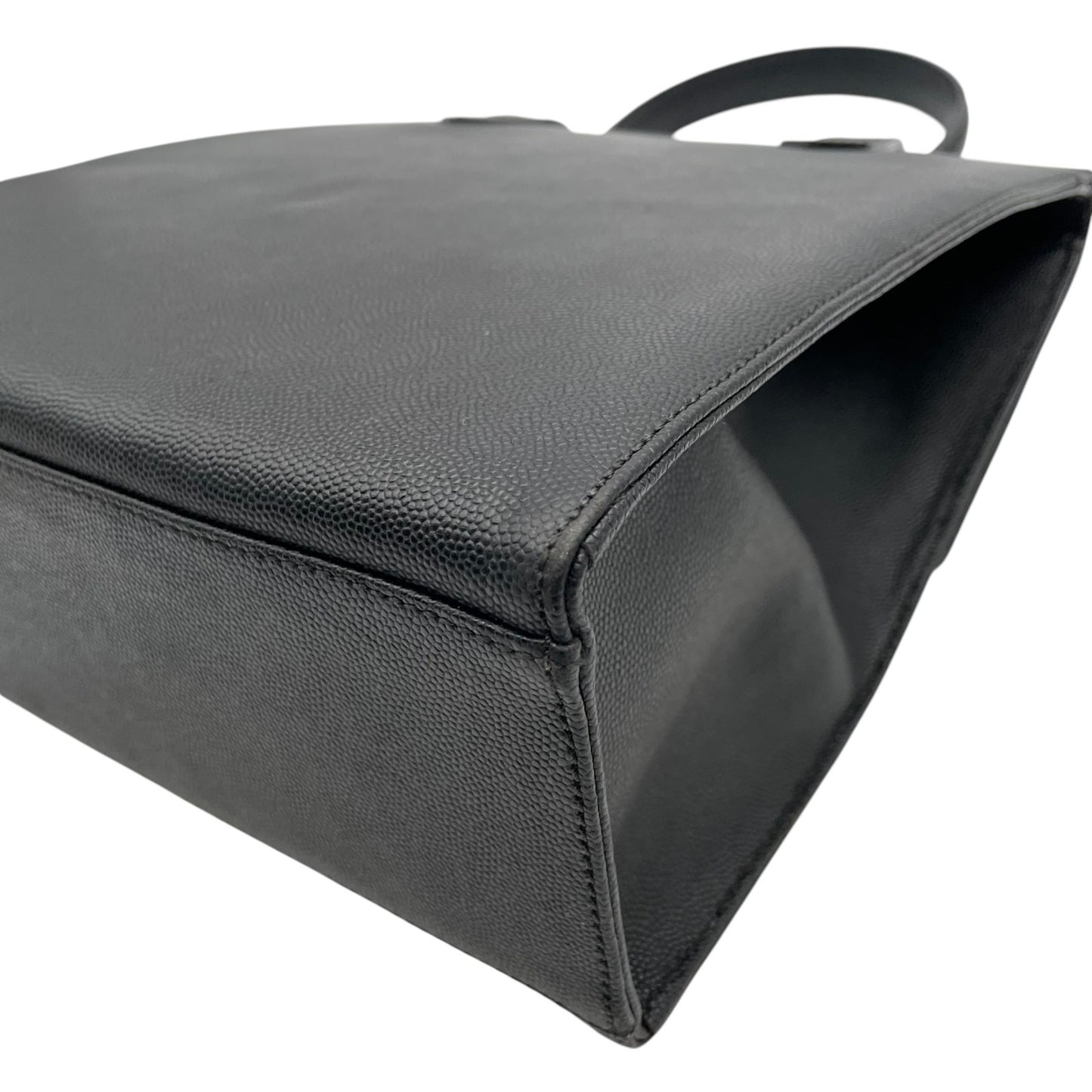 【美品】 ジバンシー GIVENCHY ハンドバッグ ショルダーバッグ 2WAY レザー 本革 ブラック 黒 ゴールド金具 4Gロゴ 型押し フラップ エレガント クラシック フォーマル 冠婚葬祭 お出かけ 鞄 レディース 定番 人気 C