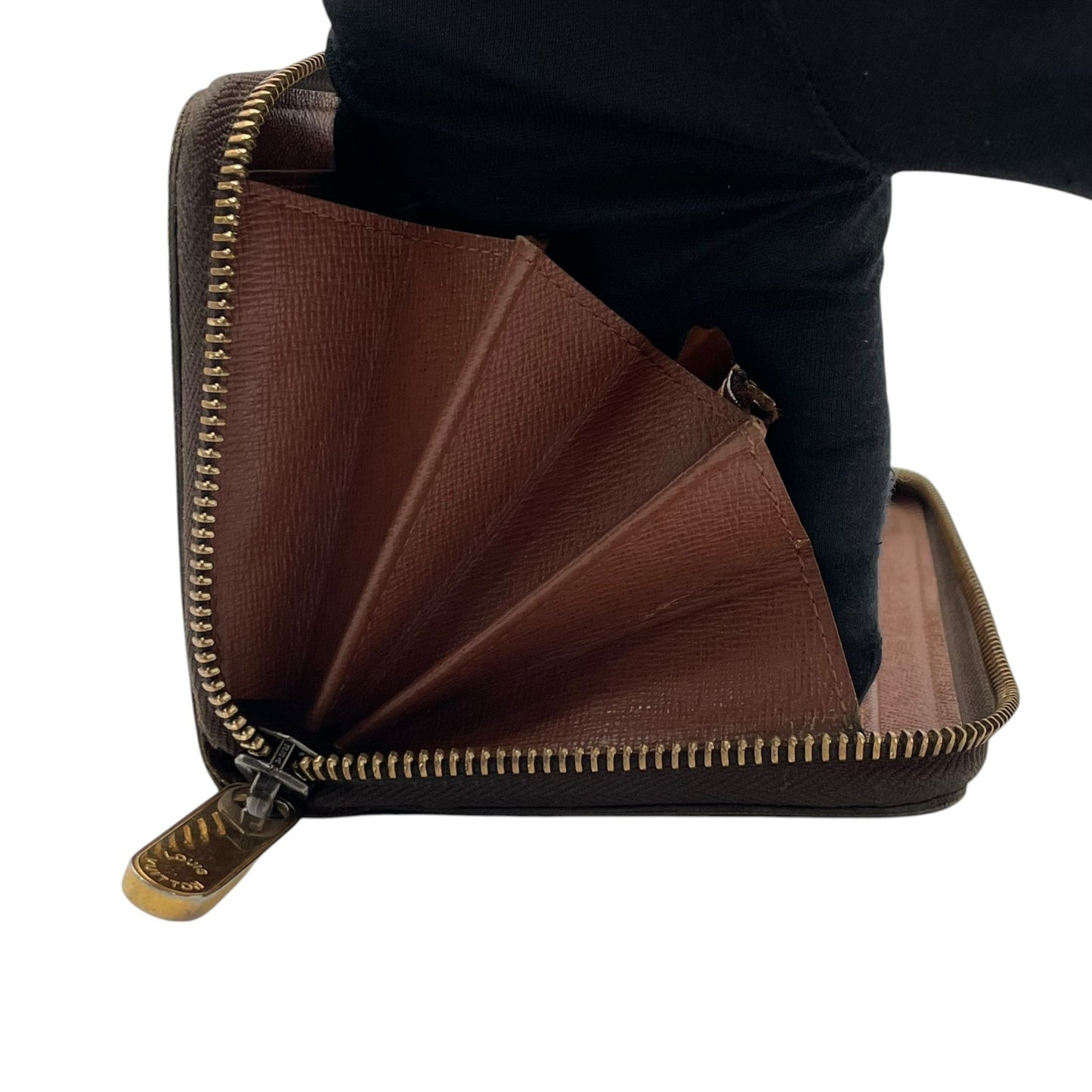 ルイ・ヴィトン LOUIS VUITTON モノグラム ジッピーウォレット 長財布 ラウンドファスナー PVC レザー ブラウン 茶 ゴールド金具 メンズ レディース ユニセックス 定番 人気 収納力抜群 エレガント 上品 普段使い W5