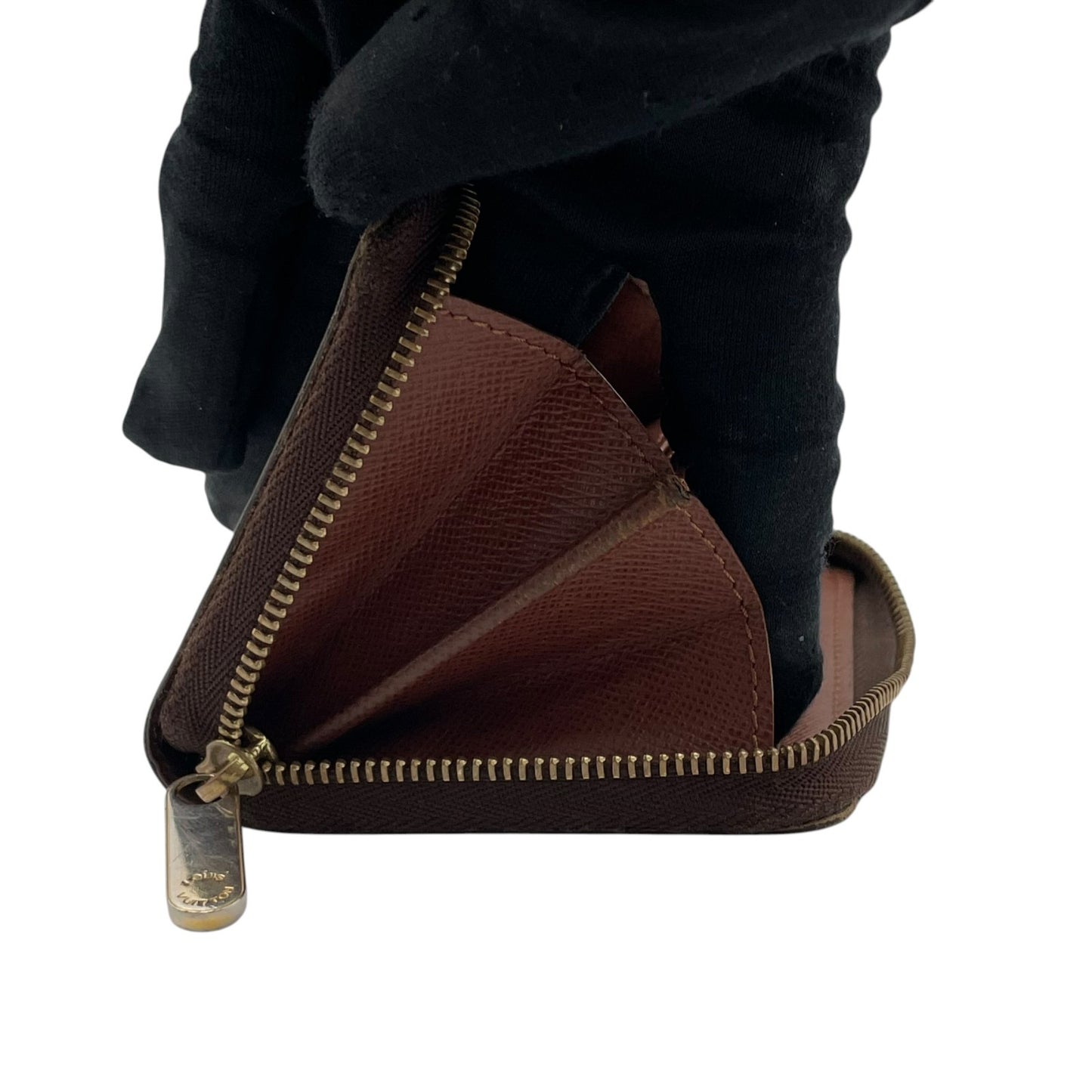 【良品】 ルイ・ヴィトン LOUIS VUITTON モノグラム ジッピーコインパース コインケース 小銭入れ 財布 ラウンドファスナー PVC レザー ブラウン 茶 ゴールド金具 メンズ レディース ユニセックス 定番 人気 コンパクト W5