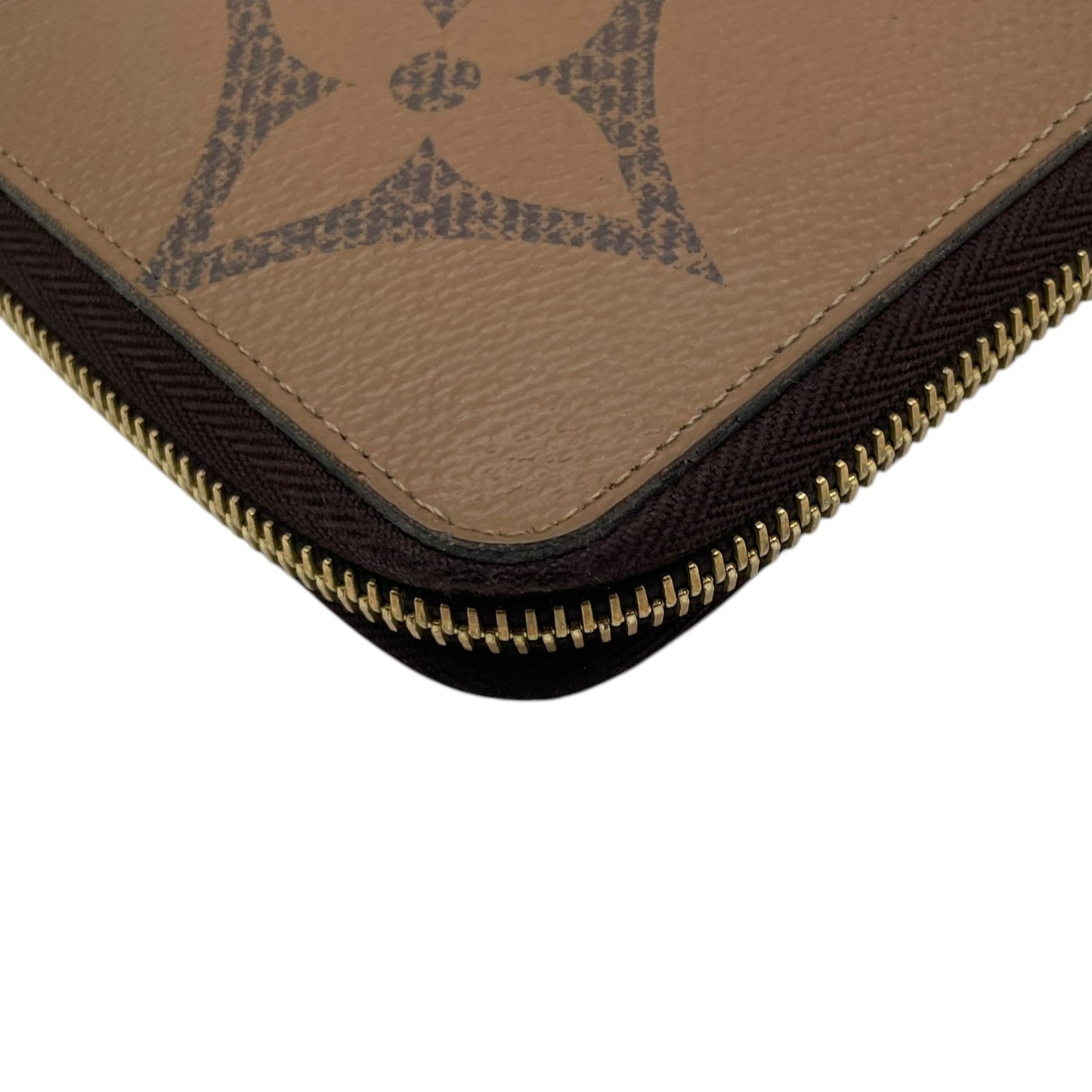 美品 Louis Vuitton ルイ・ヴィトン RFID ICチップ ジッピーウォレット M69353 モノグラム ジャイアント リバース ラウンドファスナー 長財布 茶色 ブラウン