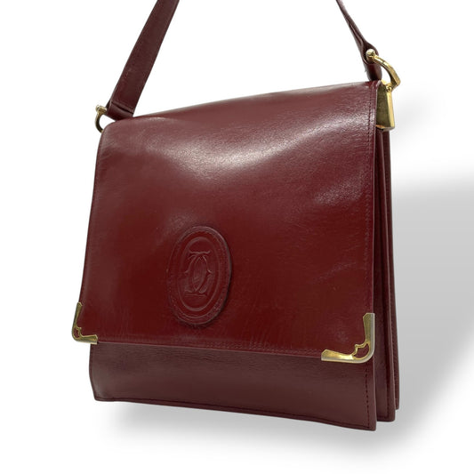 良品 Cartier カルティエ マストライン ショルダーバッグ レザー ボルドー 金具 斜め掛け可 クロスボディ フラップ ビンテージ クラシック エレガント レディース 鞄 バック オールド ロゴ レトロ 上品 高級 本革 D82