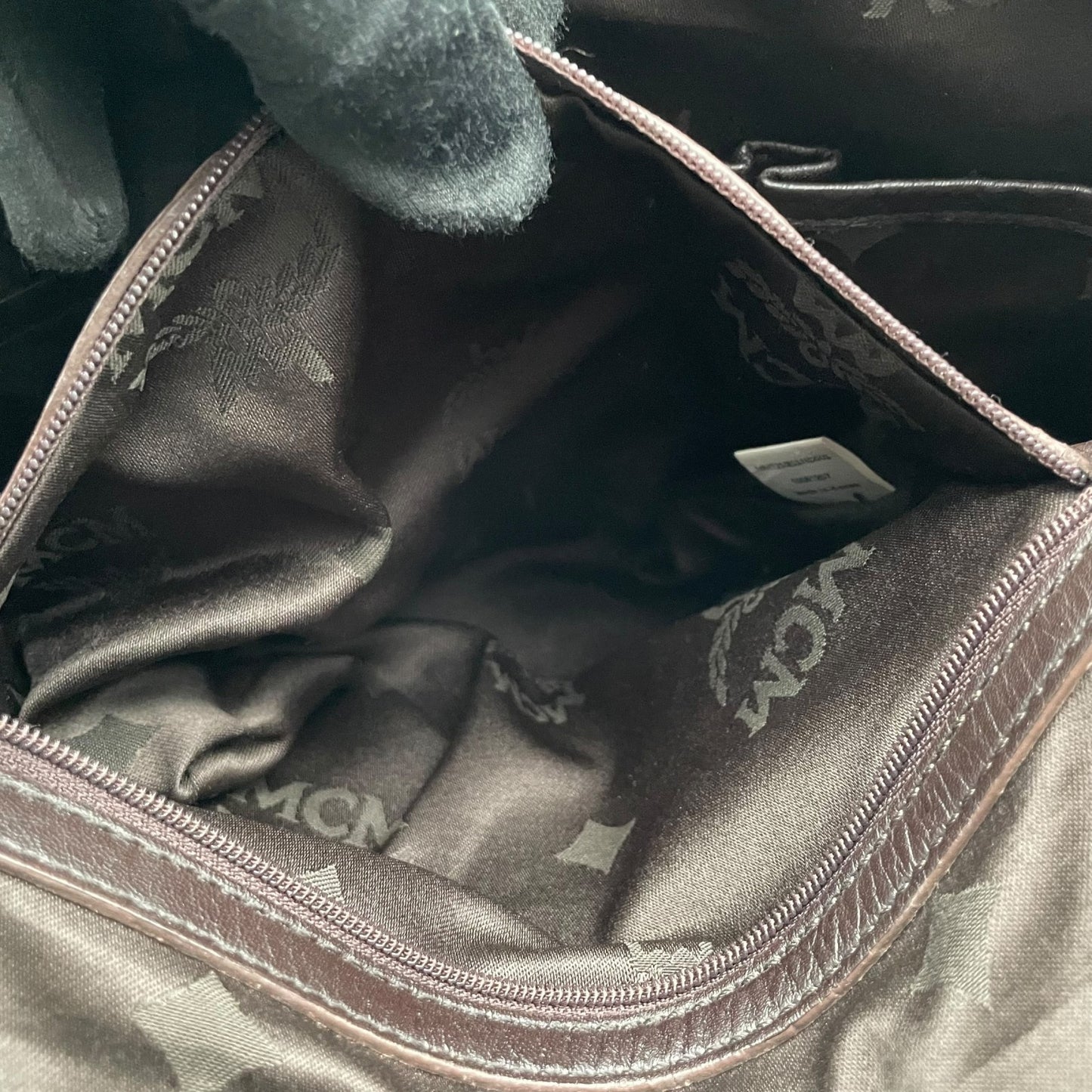MCM エムシーエム ヴィセトス エンボス レザー 2WAY ビジネスバッグ トートバッグ ブリーフケース ブラウン メンズ レディース U13