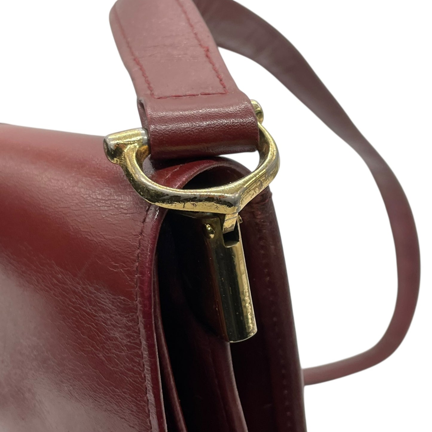 良品 Cartier カルティエ マストライン ショルダーバッグ レザー ボルドー 金具 斜め掛け可 クロスボディ フラップ ビンテージ クラシック エレガント レディース 鞄 バック オールド ロゴ レトロ 上品 高級 本革 D82