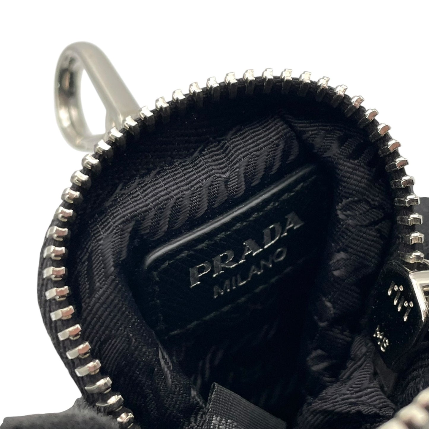 PRADA プラダ リエディション2005 ショルダーバッグ 1BH204 ブラック ナイロン Re-Edition 2005 ポーチ クロシェット キーリング ストラップ付 C4