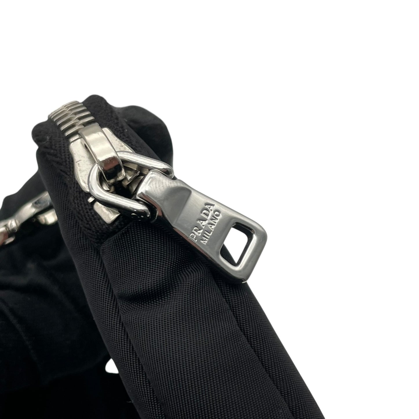 PRADA プラダ リエディション2005 ショルダーバッグ 1BH204 ブラック ナイロン Re-Edition 2005 ポーチ クロシェット キーリング ストラップ付 C4