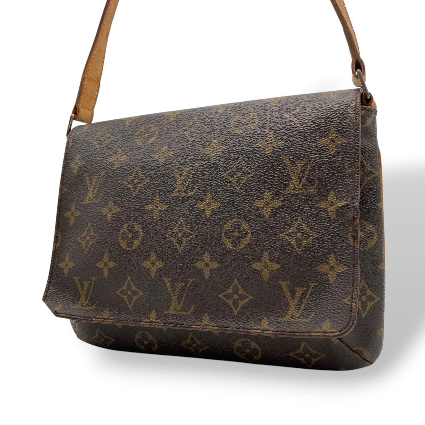 【良品】 ルイ・ヴィトン LOUIS VUITTON モノグラム ミュゼットタンゴ ショルダーバッグ クロスボディ 肩掛け PVC レザー ブラウン 茶 ゴールド金具 フラップ マグネット開閉 レディース エレガント カジュアル 定番 人気 お出かけ C7