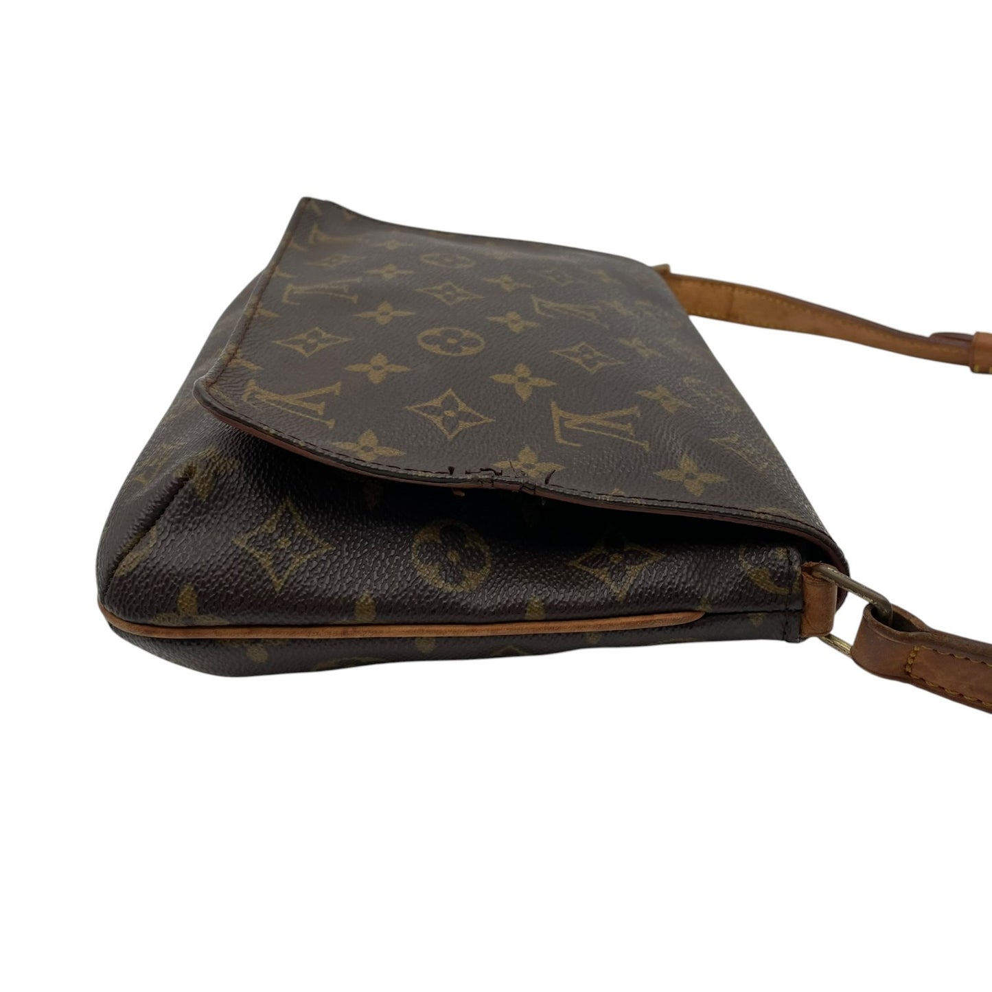【良品】 ルイ・ヴィトン LOUIS VUITTON モノグラム ミュゼットタンゴ ショルダーバッグ クロスボディ 肩掛け PVC レザー ブラウン 茶 ゴールド金具 フラップ マグネット開閉 レディース エレガント カジュアル 定番 人気 お出かけ C7