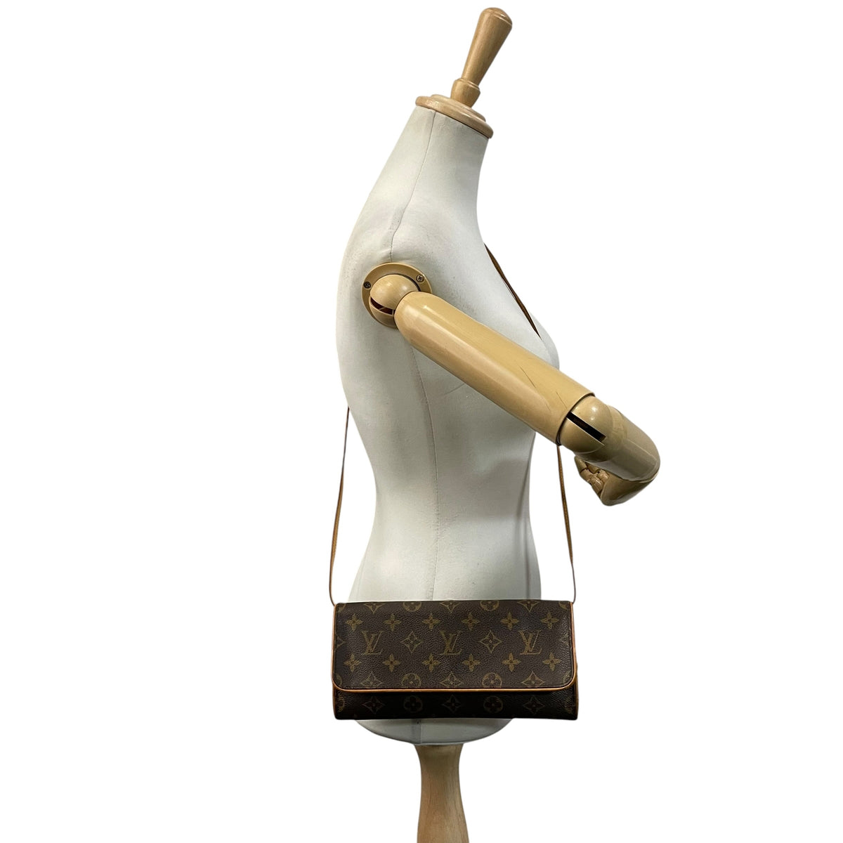 ルイヴィトン LOUIS VUITTON ポシェットツイン GM モノグラム ショルダーバッグ クラッチバッグ ポーチ 2WAY 斜め掛け 肩掛け PVC レザー 本革 ブラウン 茶 ゴールド金具 ヴィンテージ エレガント クラシカル レディース K2