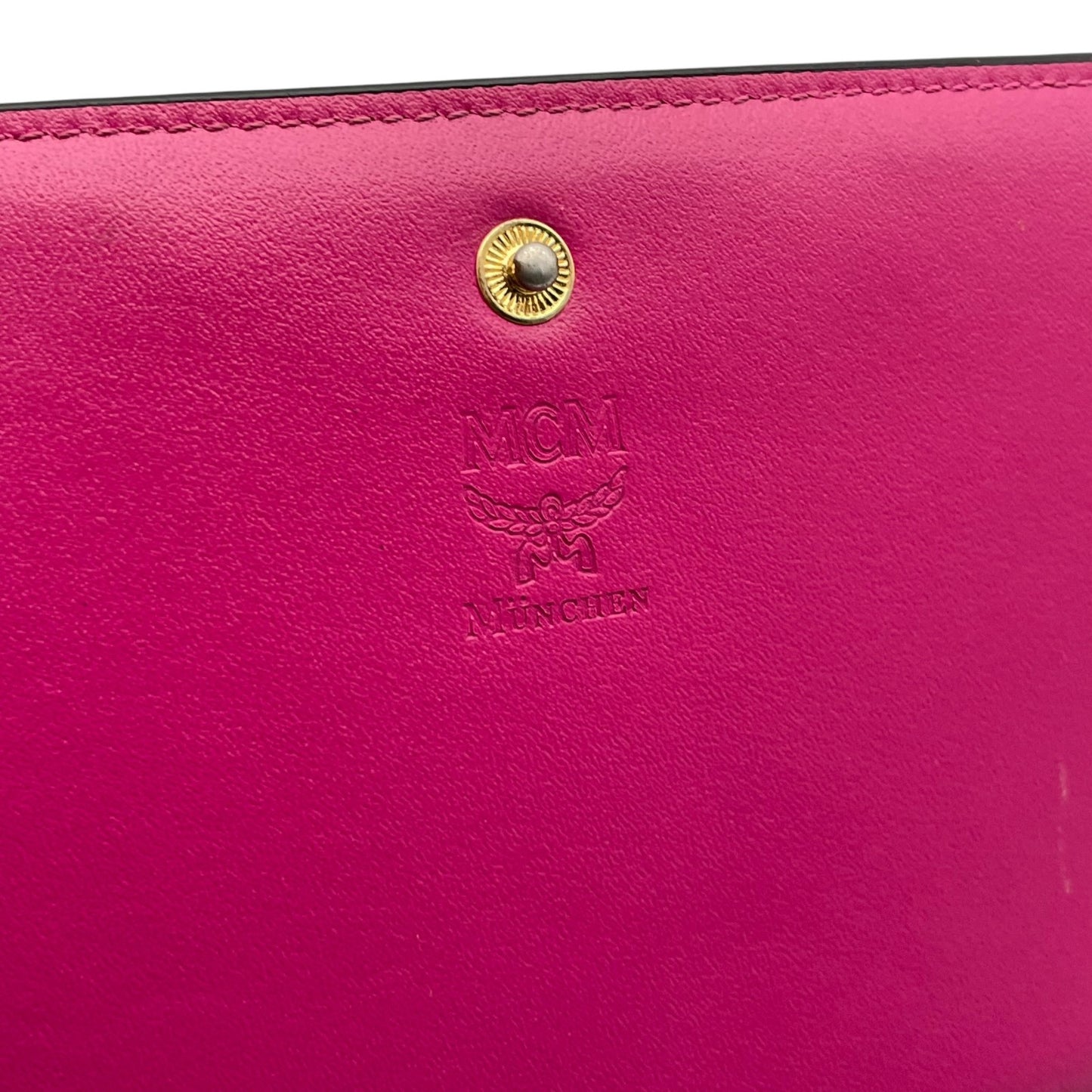 美品 MCM エムシーエム ヴィセトス レザー チェーンウォレット ショルダーバッグ 長財布 ブラック ピンク ゴールド金具 レディース U9