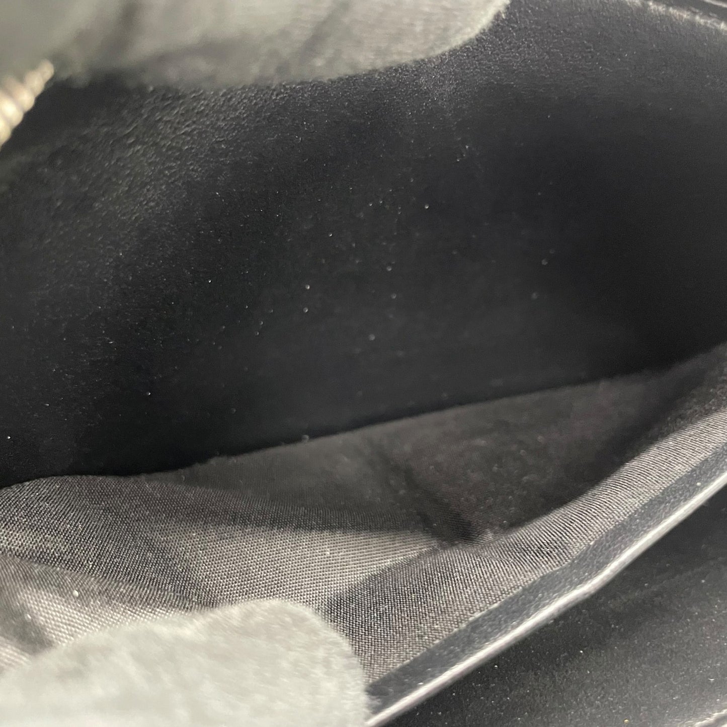 celine セリーヌ 長財布 レザー 本革 黒 ブラック シルバー金具 エレガント クラシック 高級感 上品 カジュアル 普段使い お出かけ デイリーユース レディース ビンテージ レトロ シンプル おしゃれ 大人女子 贈り物 プレゼント W4