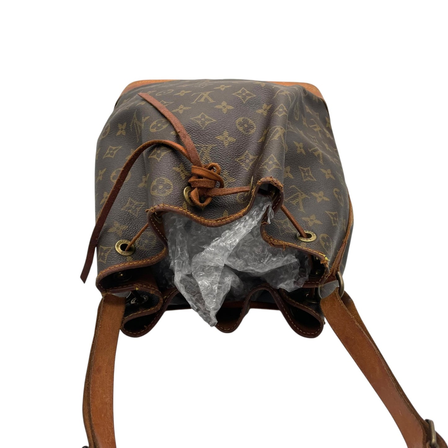 Louis Vuitton ルイヴィトン バッグ モノグラム ノエ 巾着型 ワンショルダーバッグ 巾着バッグ 本革 ヌメ革 ブラウン 茶系 金具ゴールド ヴィンテージ クラシック エレガント 普段使い レディース D5