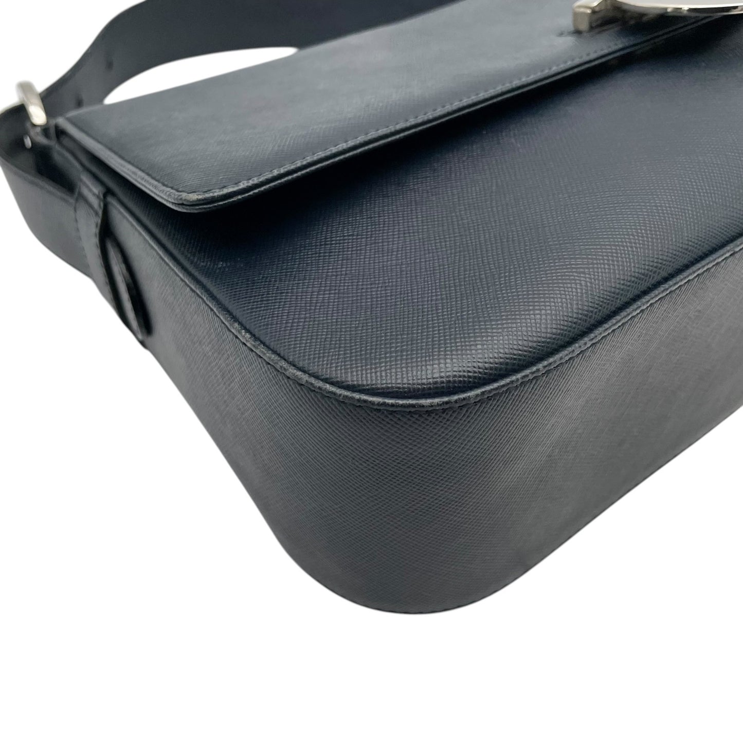 Salvatore Ferragamo フェラガモ ガンチーニ レザー 2WAY ショルダーバッグ ハンドバッグ ワンショルダー 肩掛け ネイビー シルバー金具 レディース C1
