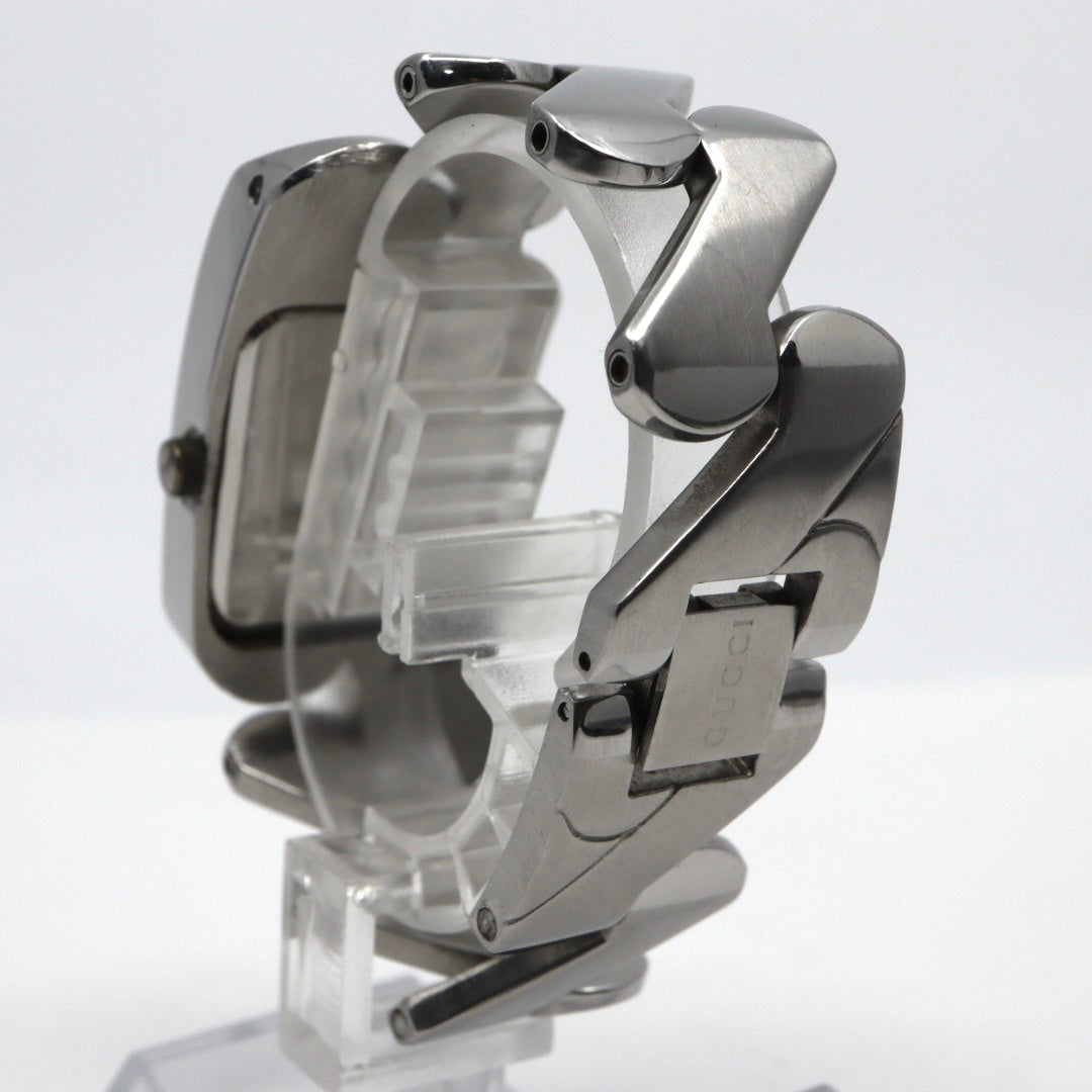 グッチ GUCCI 2055G レディース腕時計 シルバー文字盤 ステンレススチール バングルウォッチ スイス製 クォーツ モダンデザイン ヴィンテージ　G10