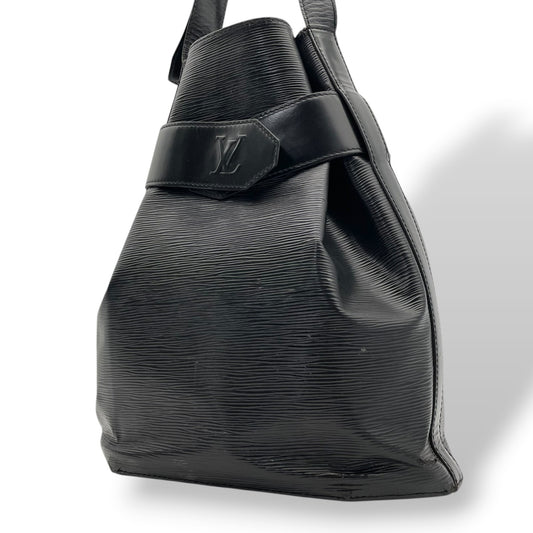 Louis Vuitton ルイヴィトン エピ ノエ ショルダーバッグ レザー 黒 ノワール ブラック 巾着型 バケットバッグ シルバー金具 レディース E2