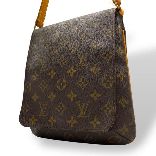 LOUIS VUITTON ルイヴィトン モノグラム ミュゼットサルサ ショート ショルダーバッグ PVC レザー ブラウン ゴールド金具 レディース エレガント クラシック ビンテージ 肩掛け 鞄 デイリーユース 定番 人気 本革 普段使い K4