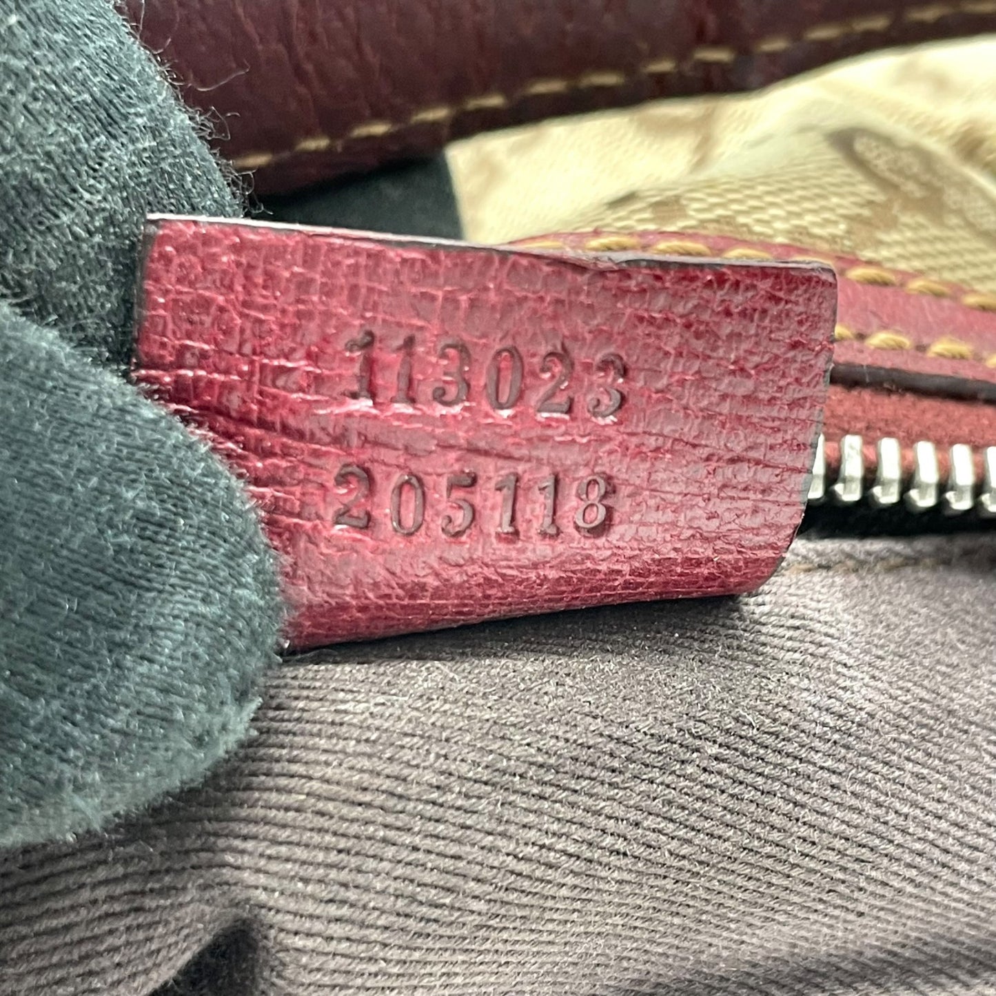 グッチ GUCCI GGキャンバス ハンドバッグ ワンショルダー レザー 本革 キャンバス 茶 ブラウン ボルドー シルバー金具 レディース ヴィンテージ クラシック エレガント 上品 お出かけ デイリー 通勤 通学 希少 オシャレ カバン B1
