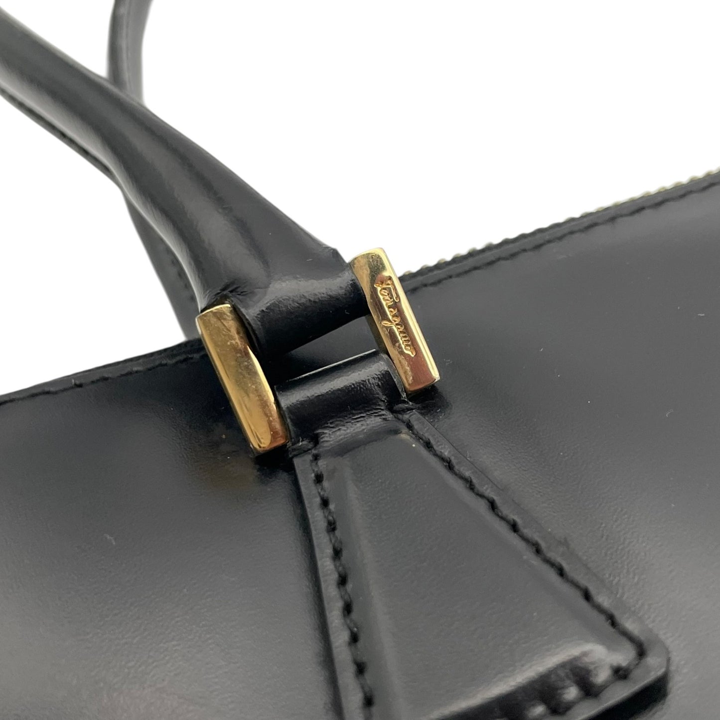 Salvatore Ferragamo フェラガモ ガンチーニ ハンドバッグ レザー ブラック ゴールド金具 パドロック フォーマル レディース B4