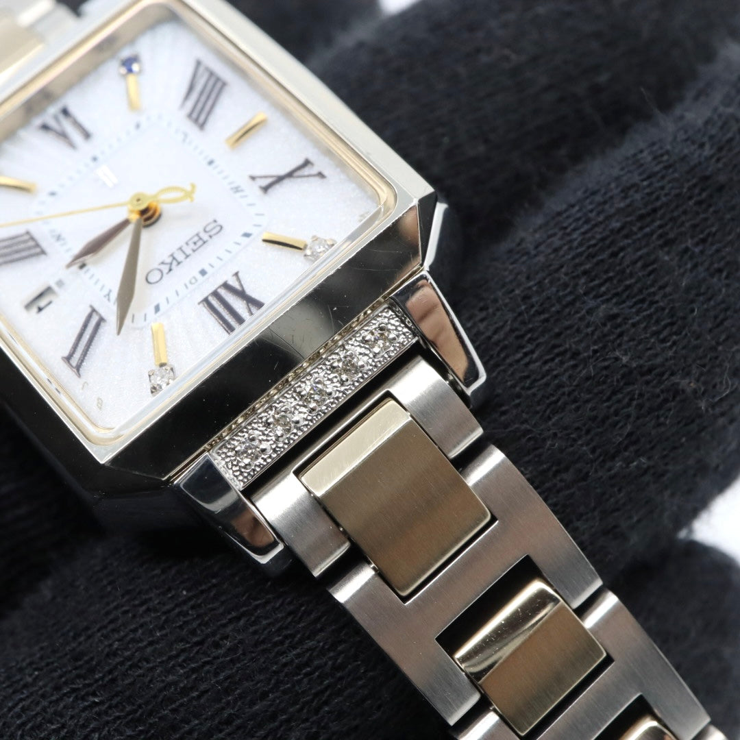 【未使用級／稼働品】セイコー ルキア LUKIAYASE プロデュース 限定モデル SSVW105 1B32-0AP0 ソーラー電波 ダイヤモンド サファイア 白蝶貝 スクエア レディース 腕時計 コンビ 希少 レア クリーニング済 G8