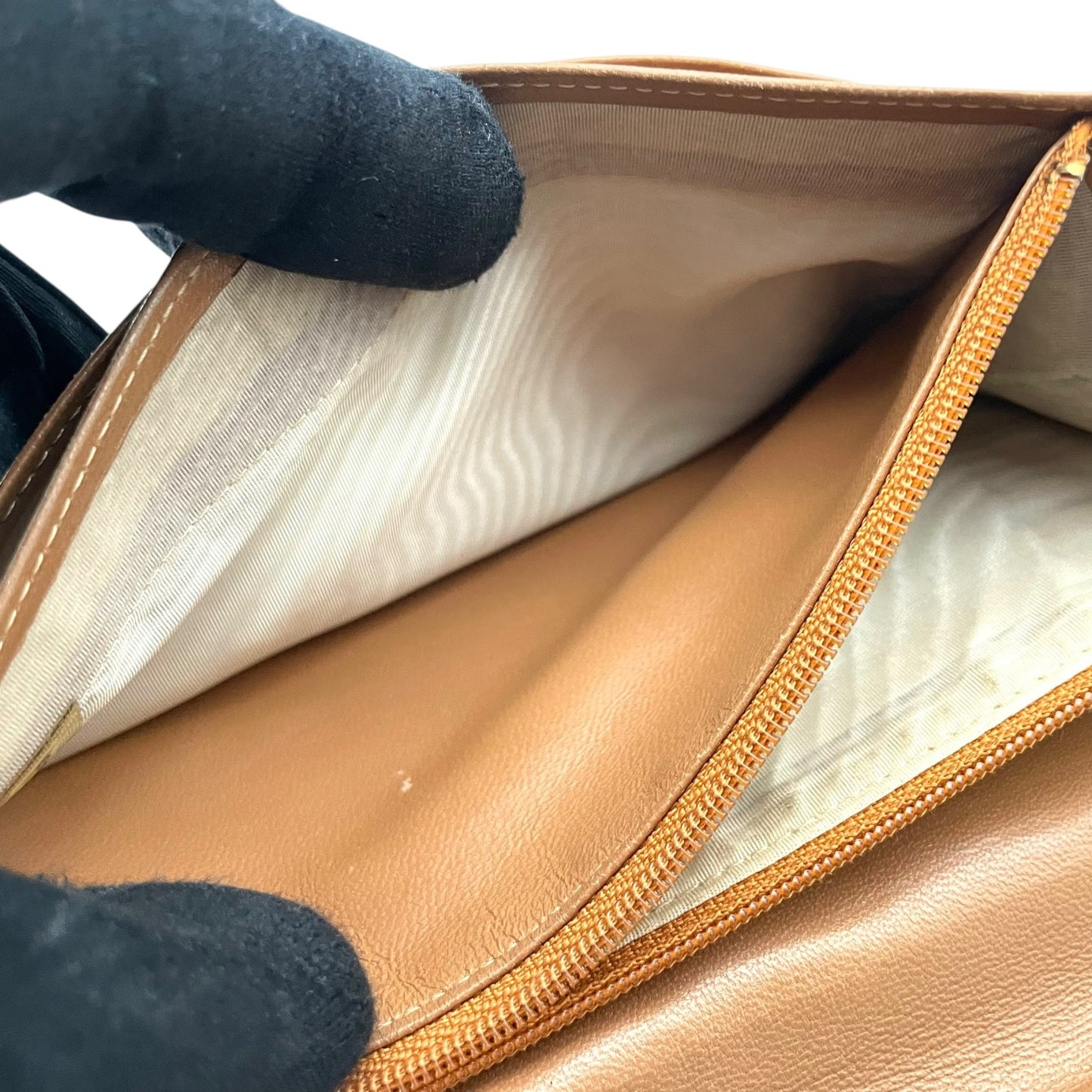 CHANEL シャネル タイムレスCC パテントレザー 二つ折り長財布 ブラウン ゴールド金具 ココマーク エナメル ロングウォレット レディース M5