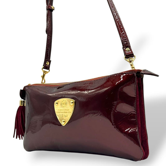 【極美品／未使用級】アタオ オフィスブーブー お財布ポシェット ショルダーバッグ エナメル スウェード ワインレッド ボルドー レディース ATAO 斜め掛け可 タッセル ゴールド金具 ウォレットショルダー 神戸ブランド s30