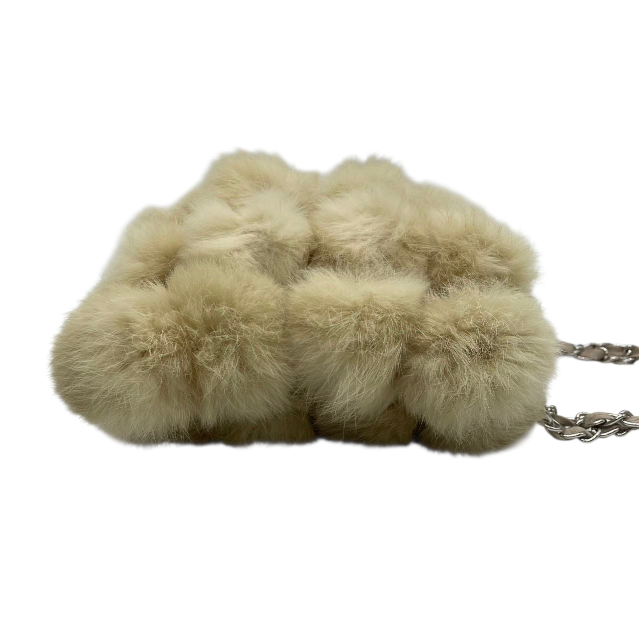 クレージュ ファー チェーンショルダーバッグ ハンドバッグ ポンポン ベージュ レディース courrèges エレガント ゴージャス 秋冬 パーティバッグ ふわふわ もこもこ チェーンストラップ スエード U1