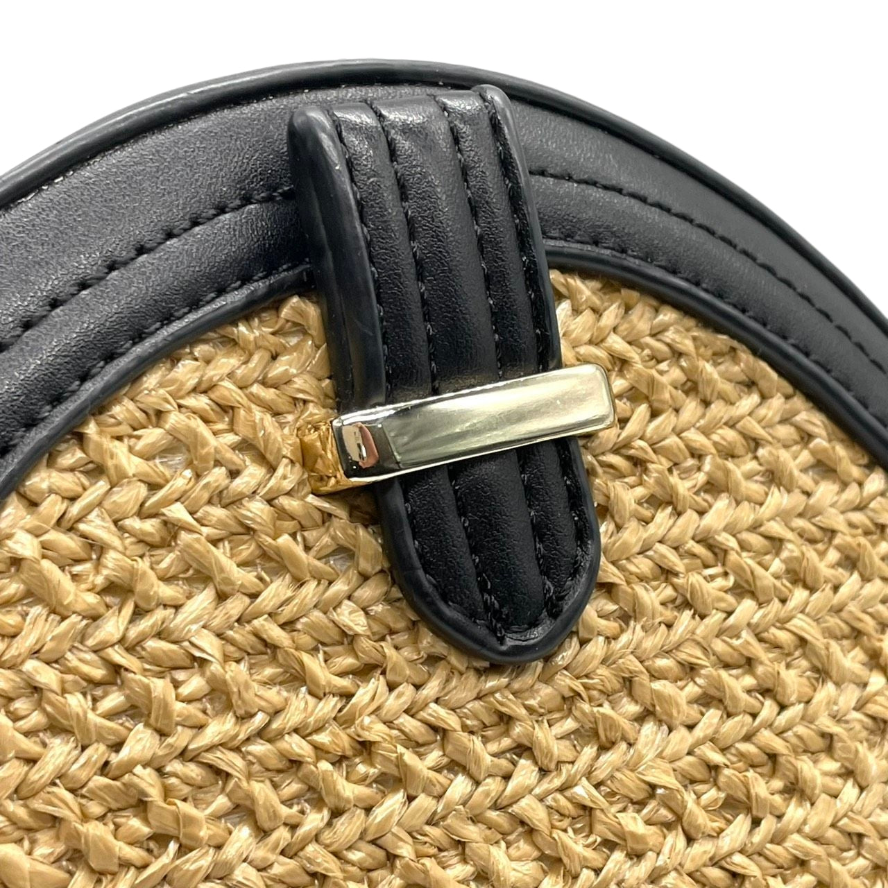【美品】アルページュストーリー 2WAY チェーンショルダーバッグ ラウンド型 ストロー レザー 黒 レディース Arpege story かごバッグ タッセル 斜め掛け可 サークルバッグ コンパクト エレガント フェミニン U1