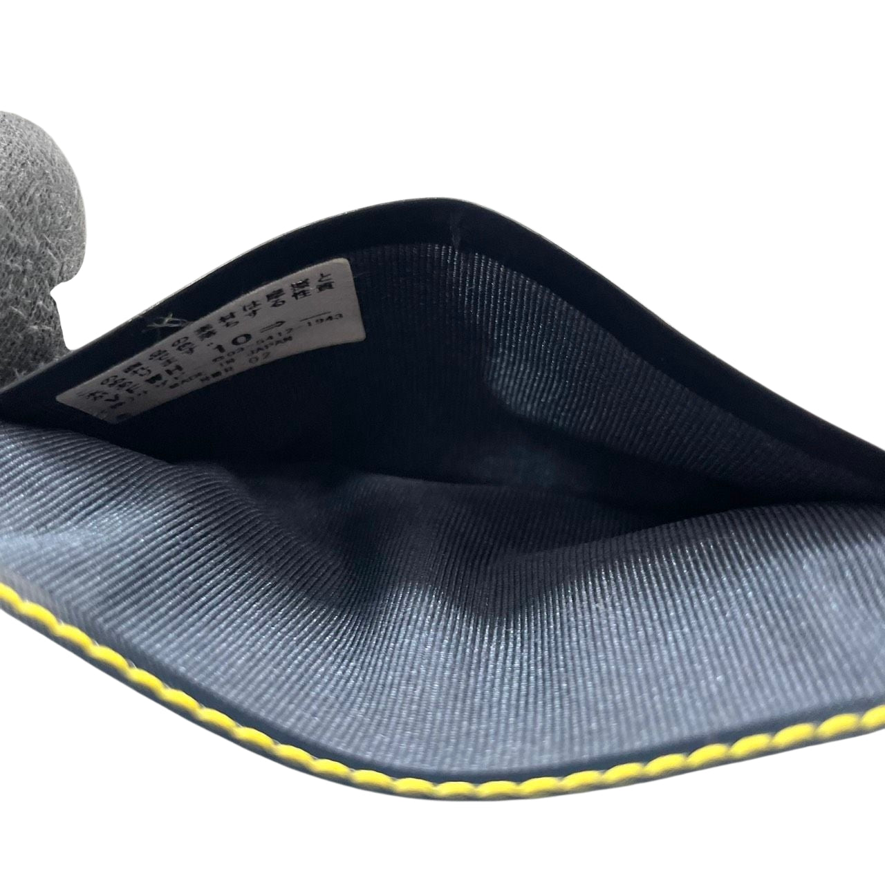 美品 agnes b. VOYAGE アニエスベーボヤージュ カードケース 名刺入れ 定期入れ パスケース ネイビー イエロー バイカラー PVC レザー ロゴ金具 コンパクト スリム メンズ レディース ユニセックス スタイリッシュ ビジネス m2