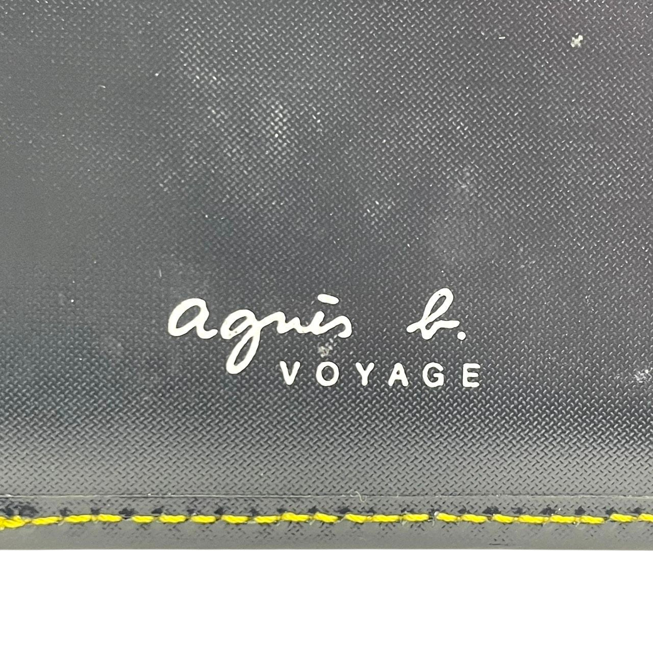 美品 agnes b. VOYAGE アニエスベーボヤージュ カードケース 名刺入れ 定期入れ パスケース ネイビー イエロー バイカラー PVC レザー ロゴ金具 コンパクト スリム メンズ レディース ユニセックス スタイリッシュ ビジネス m2