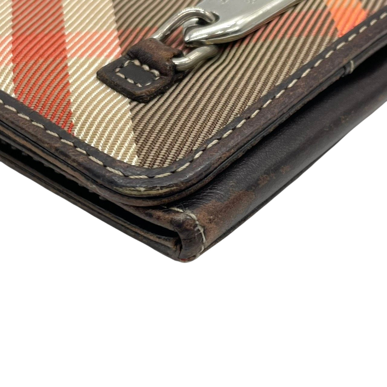 BURBERRY BLUE LABEL バーバリーブルーレーベル 三つ折り財布 コンパクトウォレット チェック柄 プレートロゴ シルバー金具 ナイロン レザー ブラウン マルチカラー レディース クラシック m2