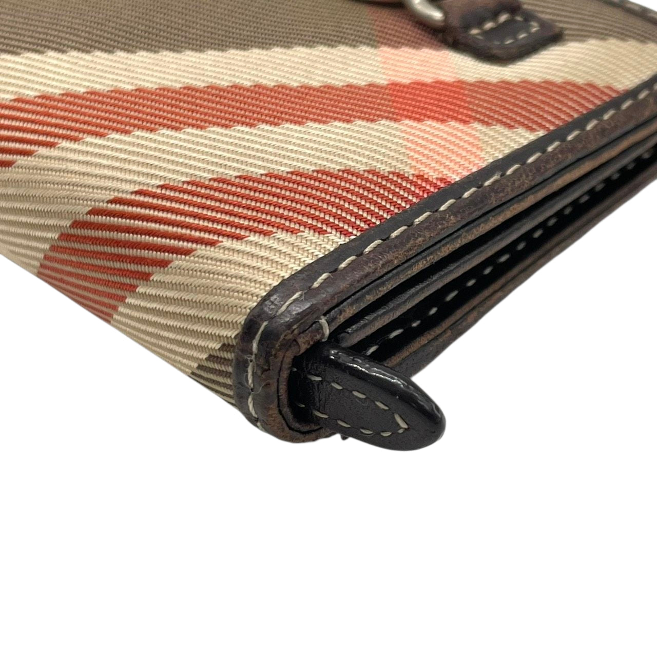 BURBERRY BLUE LABEL バーバリーブルーレーベル 三つ折り財布 コンパクトウォレット チェック柄 プレートロゴ シルバー金具 ナイロン レザー ブラウン マルチカラー レディース クラシック m2