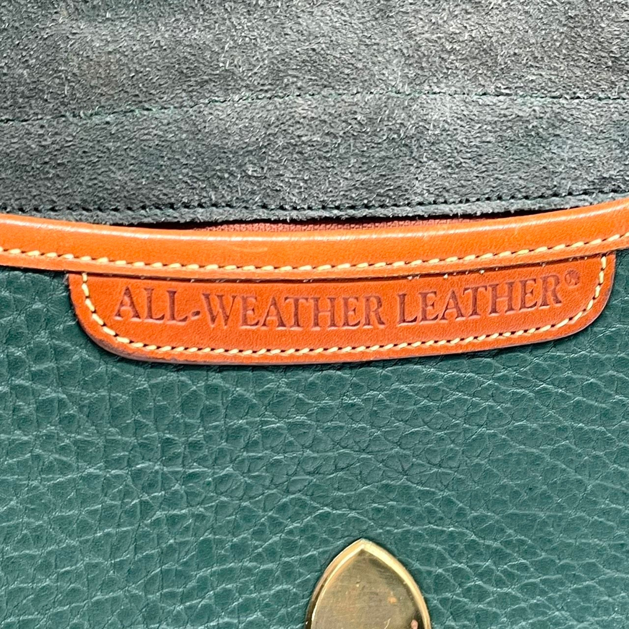 ドゥーニーアンドバーク ショルダーバッグ ポシェット 斜め掛け可 All-Weather Leather オールウェザーレザー USA製 ビンテージ クラシック レザー 本革 グリーン ブラウン ターンロック レディース レトロ s85