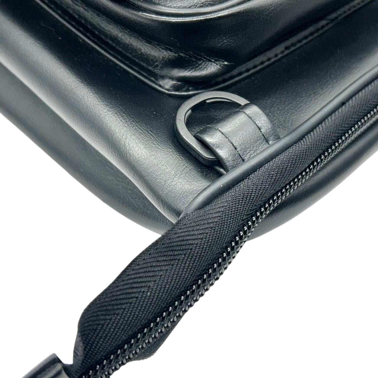 【美品】ケーシーズ KC's スティックバック 3WAY リュック デイパック ショルダーバッグ ビジネスバッグ ブリーフケース 斜め掛け可 A4収納 レザー 本革 ブラック 黒 メンズ バイカー ライダース 日本製 X3