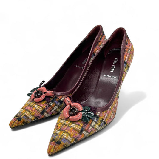 ミュウミュウ MIU MIU パンプス ポインテッドトゥ ツイード フラワーモチーフ 花飾り レザー マルチカラー ボルドー 35 1/2 22.5cm イタリア製 ハイヒール エレガント フェミニン パーティ ドレスシューズ レディース CT1