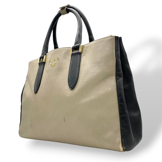 アタオ ATAO elvy エルヴィ 定番人気モデル トートバッグ ハンドバッグ レザー 本革 牛革 バイカラー A4収納可能 ビジネスバッグ 通勤 通学 レディース エレガント 上品 ゴールド金具 シンプルデザイン 肩掛け可能 大人女子 働く女性 U16