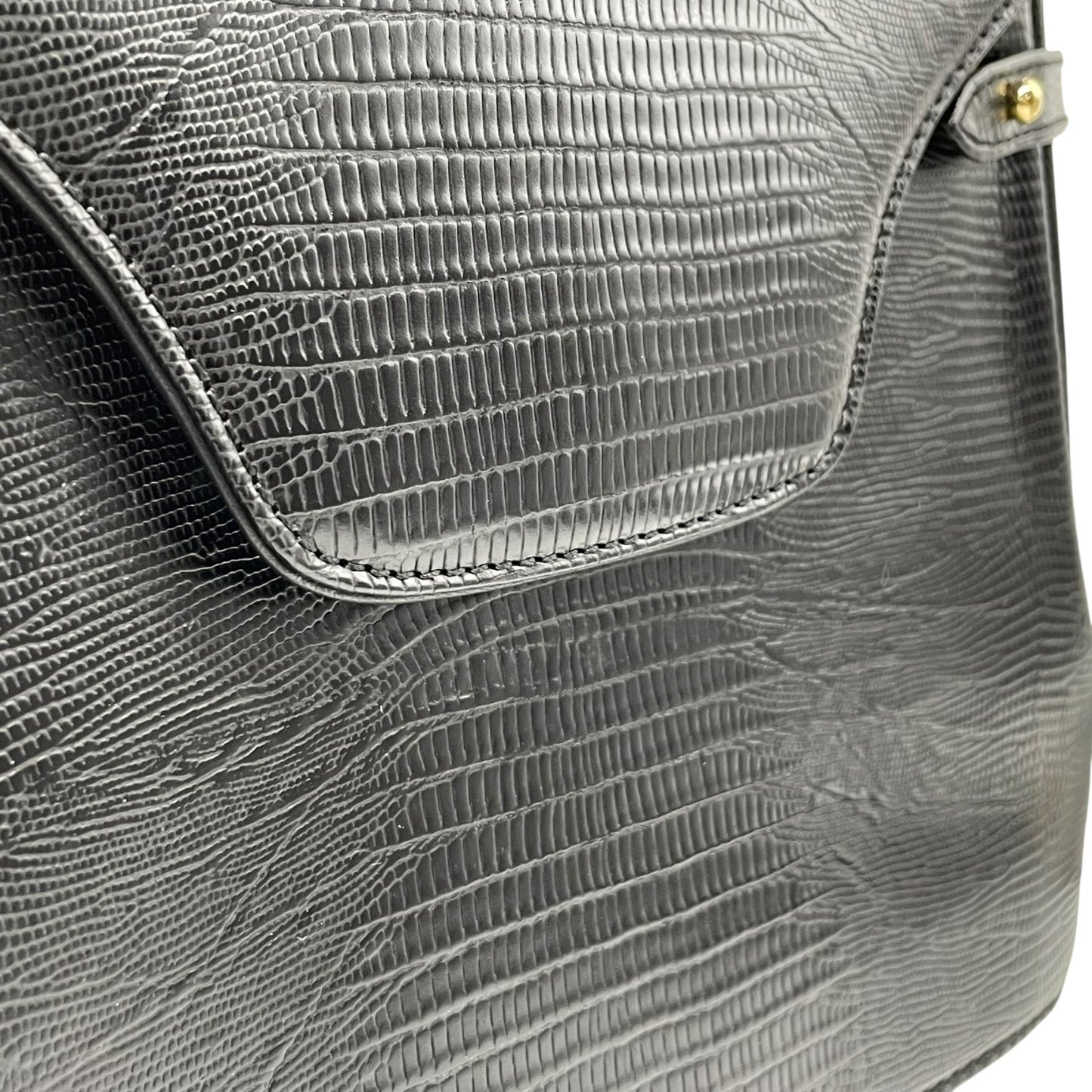 美品 BALLY バリー 2WAY ハンドバッグ ショルダーバッグ 黒 ブラック レザー 型押し ゴールド金具 トップハンドル フラップ開閉 斜め掛け可 レディース C4