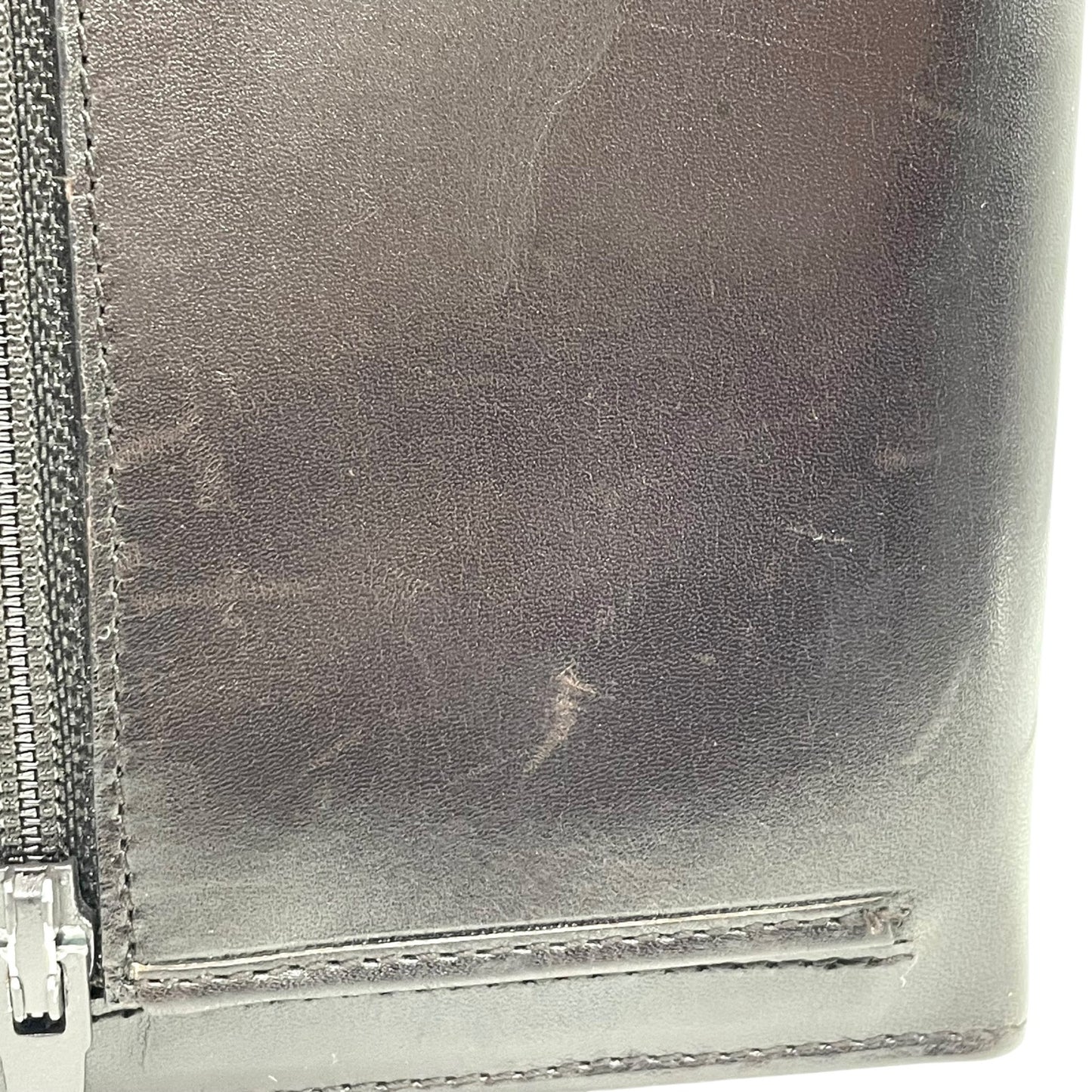 美品 PRADA プラダ 三つ折り財布 コンパクト財布 三角プレートロゴ トライアングルロゴ 茶 ダークブラウン レザー シルバー金具 メンズ レディース M5