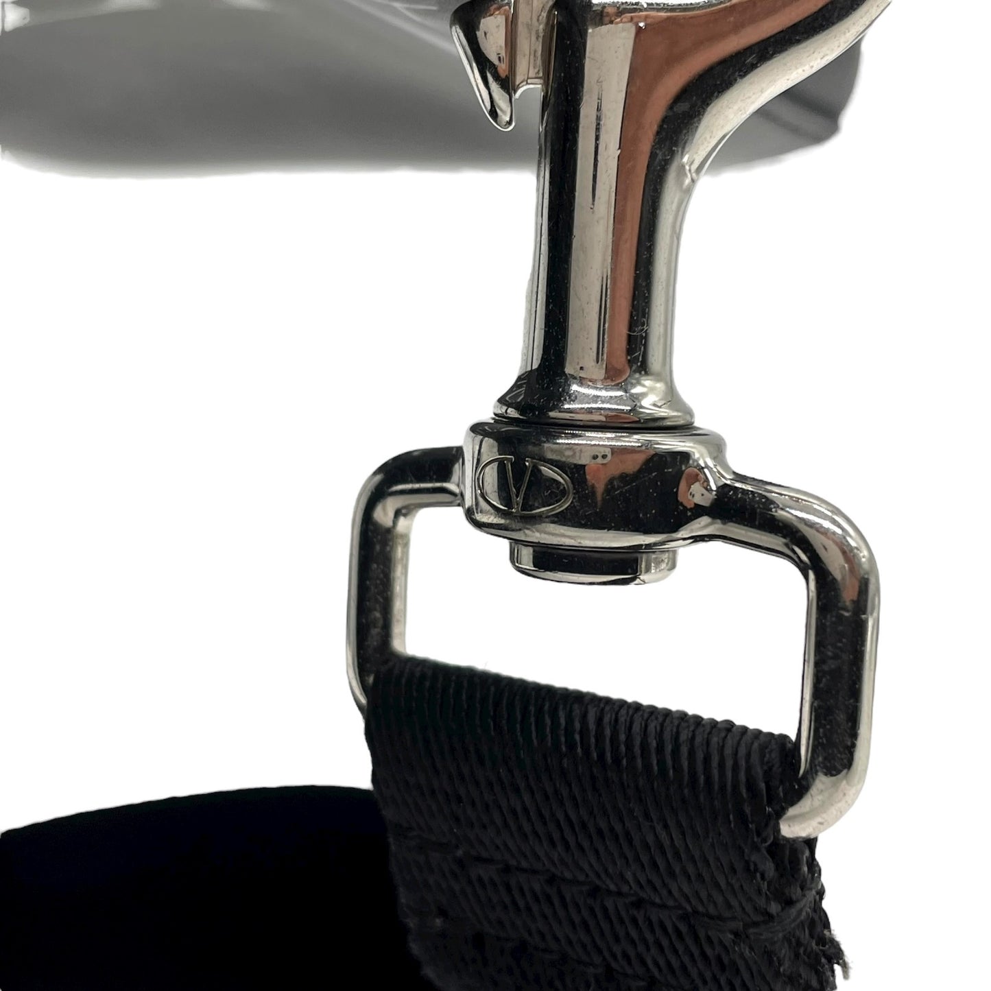 美品 ヴァレンティノ VALENTINO VLTN レザー ショルダーバッグ クロスボディ 黒 ブラック ロゴ メンズ レディース K9