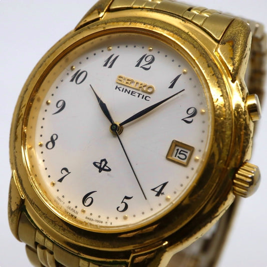 【稼働品】 seiko セイコー キネティック 腕時計 5M22-7B40 メンズ ゴールド ホワイト文字盤 デイト アナログ ヴィンテージ ドレスウォッチ クラシックデザイン エレガント ビジネス 自動巻き発電 高級モデル クリーニング済み G4