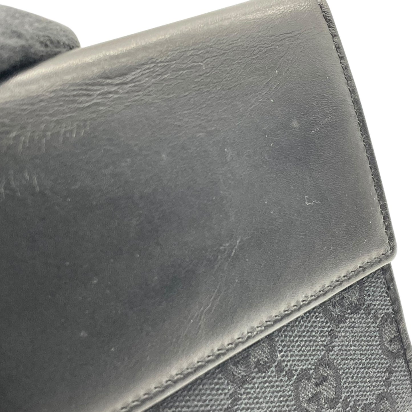 【美品】GUCCI グッチ GGキャンバス タイガーヘッド 二つ折り財布 コンパクトウォレット GG柄 虎 キャンバス レザー ブラック ゴールド金具 ヴィンテージ レディース M2