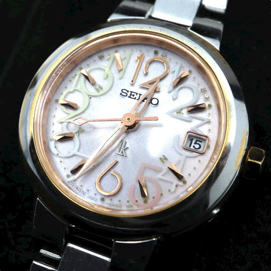 SEIKO Lukia ピンク文字盤 アラビアインデックス 電波ソーラー 26mm ラウンドフェイス ステンレススチール レディースウォッチ G11