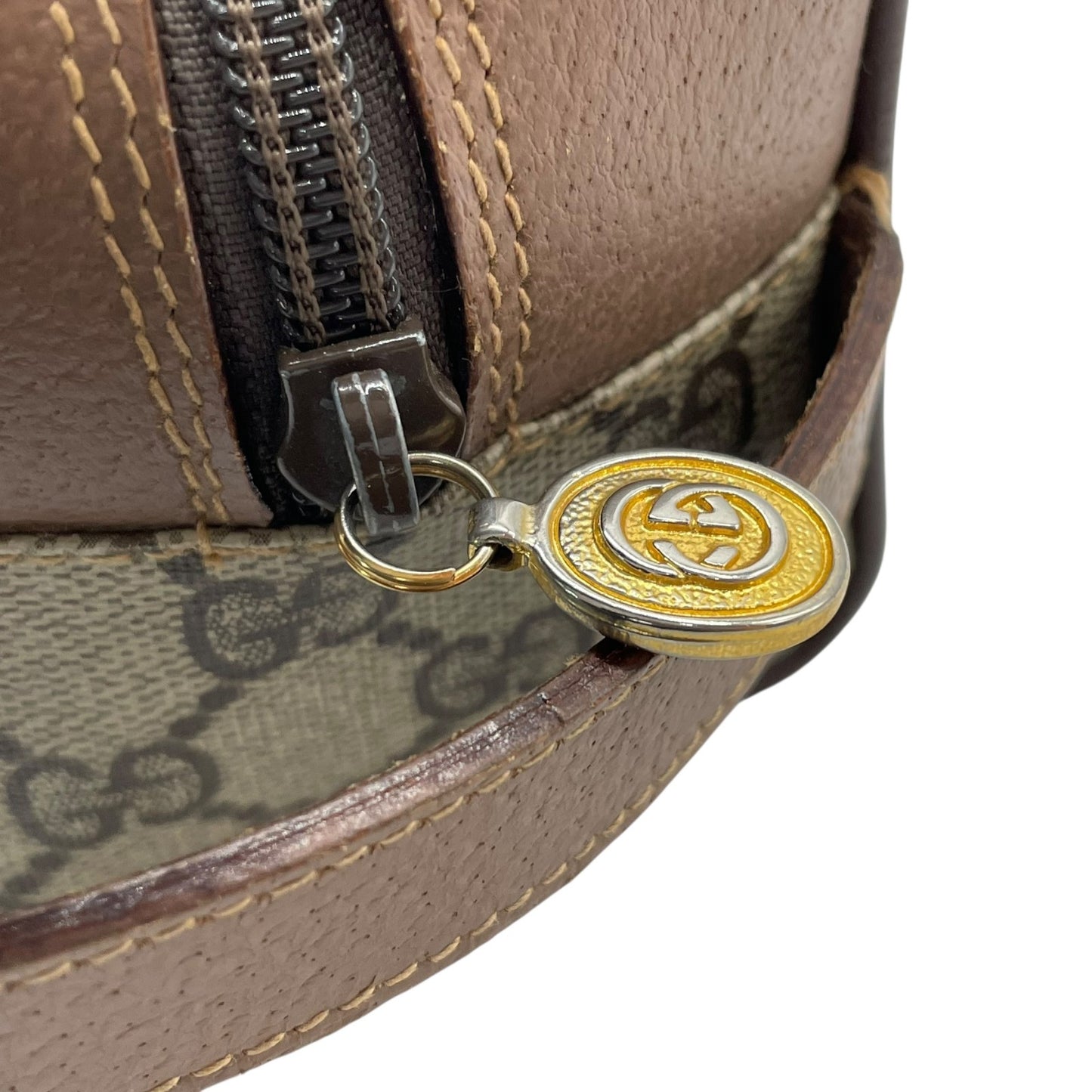 Authentic GUCCI Old GG Supreme Clutch Bag Second Bag Brown Leather PVC Gold Hardware Unisex Vintage