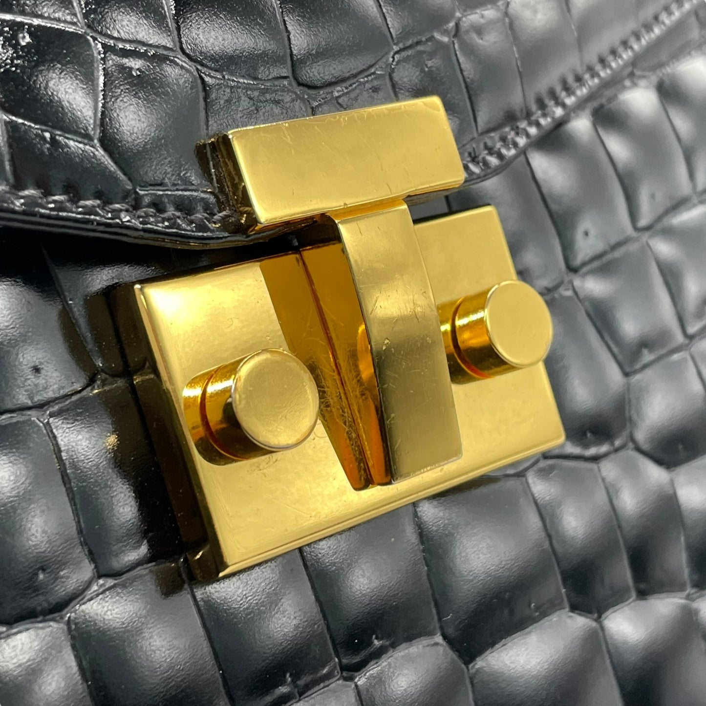 美品 TIFFANY＆Co. ティファニー ハンドバッグ 黒 ブラック レザー クロコ型押し ゴールド金具 手提げ トップハンドル フラップ開閉 レディース B