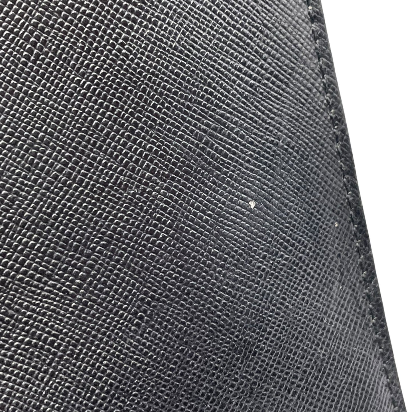 美品 PRADA プラダ ビジネスバッグ ダレスバッグ ブリーフケース 書類かばん 黒 ブラック NERO サフィアーノレザー シルバー金具 ロゴ クロシェット メンズ ビジネス D