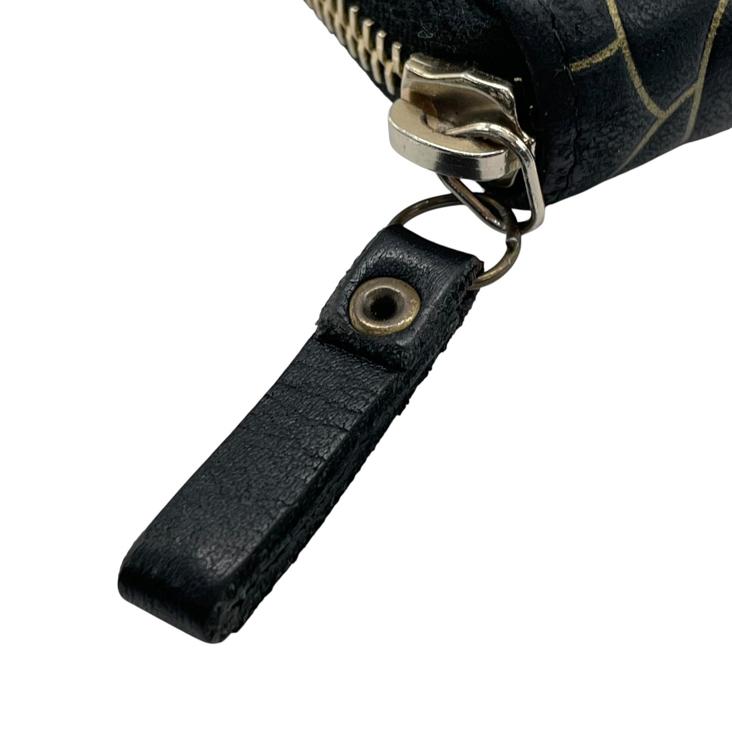 美品 シャネル CHANEL カメリア ラウンドファスナー 長財布 ブラック 黒 レザー 金 ゴールド金具 ココマーク 型押し ウォレット W6