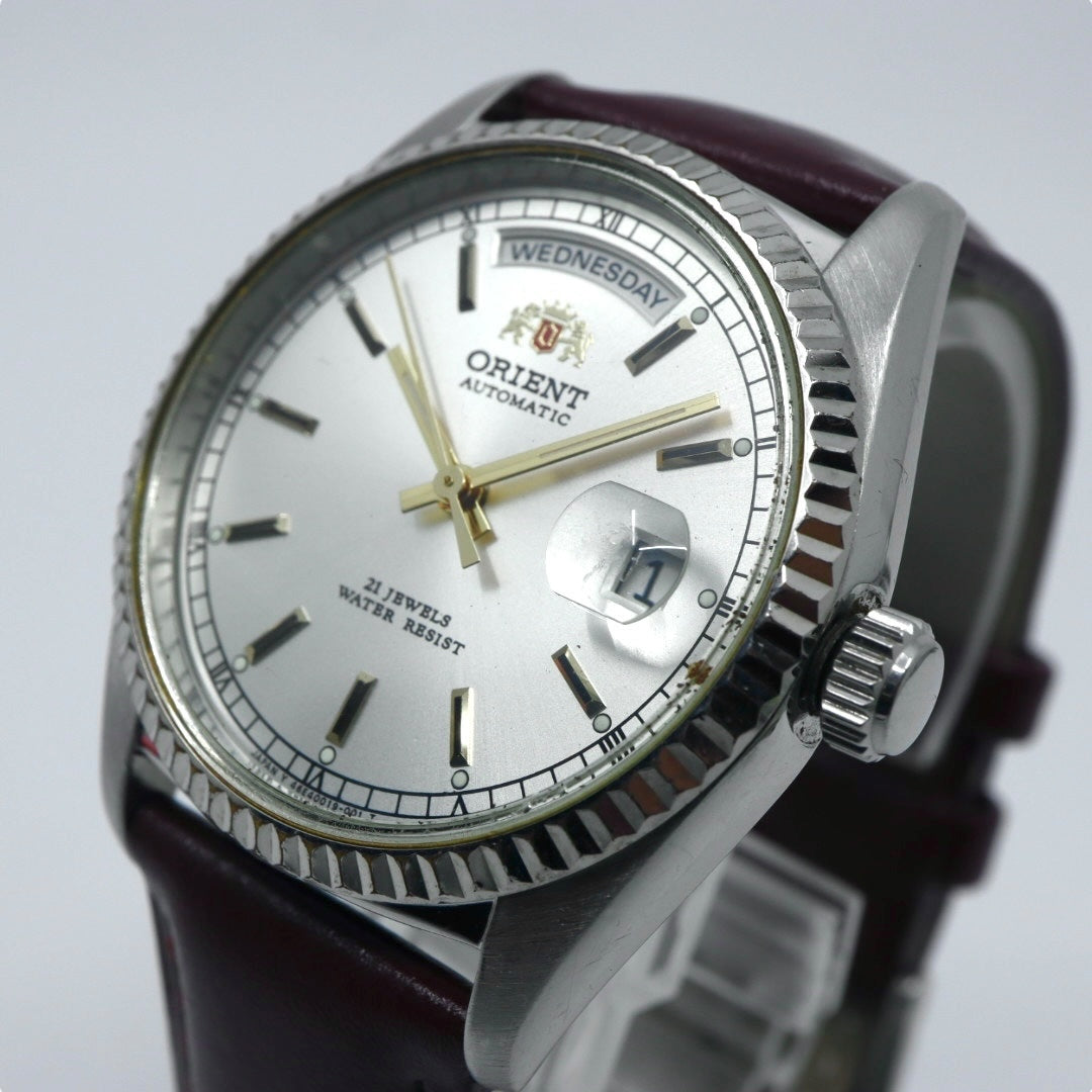 【極美品】 稼働品 新品ベルト ORIENT オリエント 腕時計 46E701-91 自動巻き 21石 デイデイト シルバーダイヤル メンズ アナログ ドレスウォッチ フルーテッドベゼル クラシック ヴィンテージ ビジネス ブラウンレザー G4