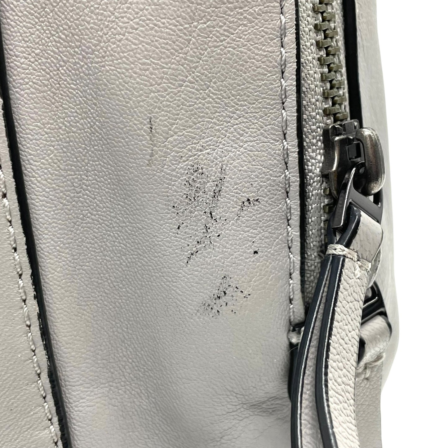 トリーバーチ TORY BURCH 2WAY ハンドバッグ ショルダーバッグ グレー レザー ブラック金具 スクエア型 ロゴ 斜め掛け可 ファスナー開閉 レディース U11