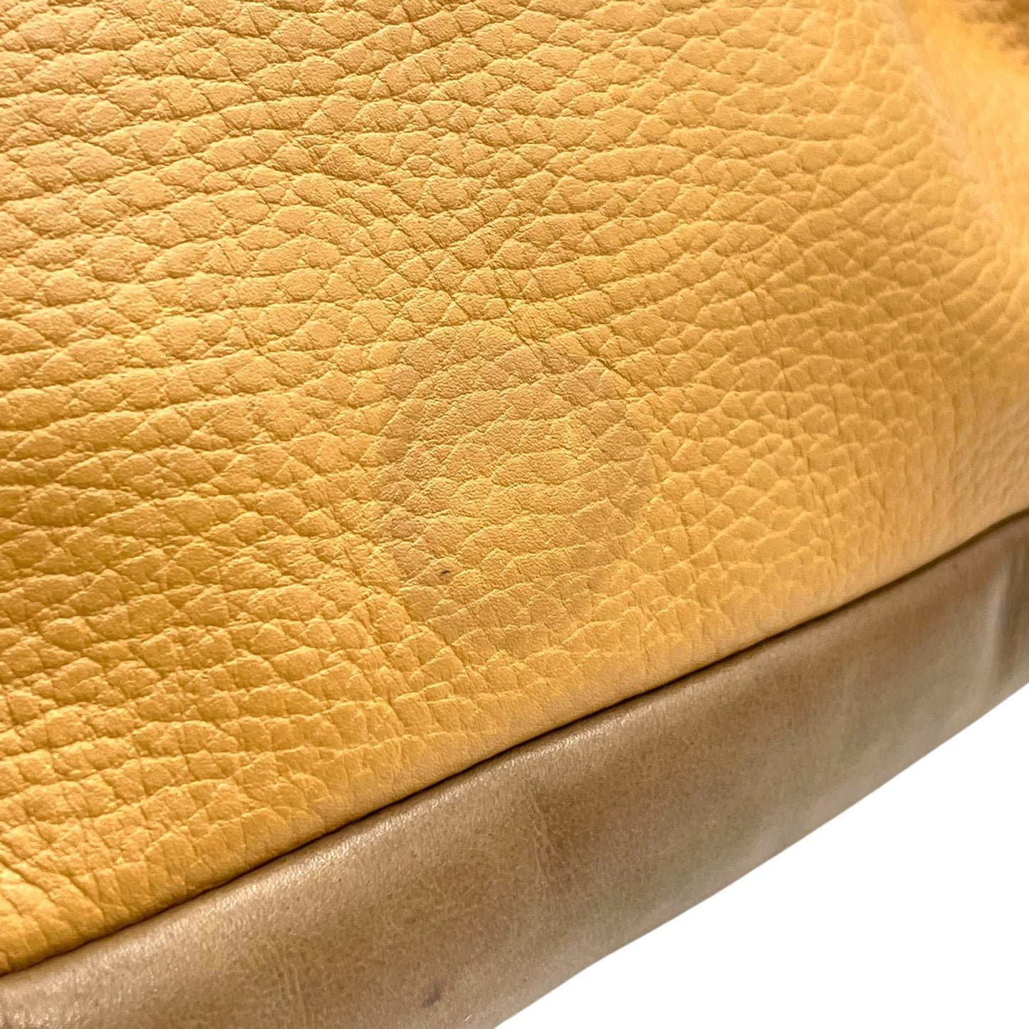 LOEWE ロエベ ショルダーバッグ 茶 ブラウン キャメル レザー ゴールド金具 アナグラム 斜め掛け可 レディース ヴィンテージ K10