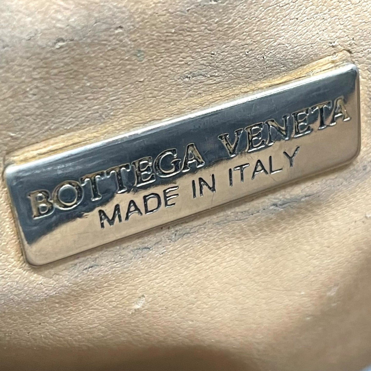 BOTTEGA VENETA ボッテガヴェネタ イントレチャート ハンドバッグ ワンショルダー ネイビー レザー ゴールド金具 肩掛け可 編み込み レディース K11
