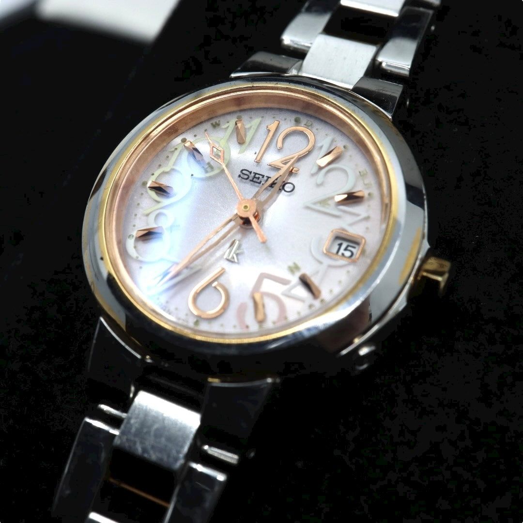 SEIKO Lukia ピンク文字盤 アラビアインデックス 電波ソーラー 26mm ラウンドフェイス ステンレススチール レディースウォッチ G11